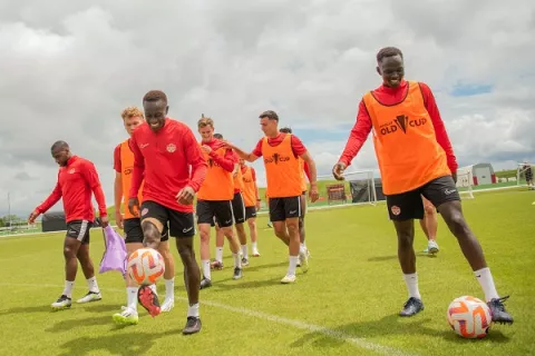 Canadá  defenderá su favoritismo ante Guadalupe en Copa Oro