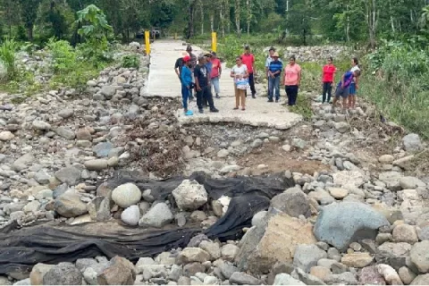 Poblados al norte de Capira están parcialmente incomunicados