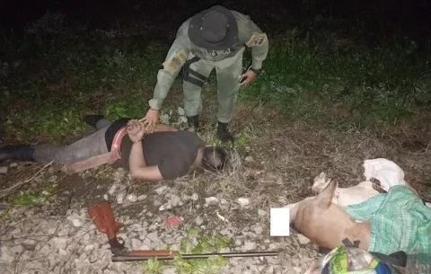 Detienen a cazador con ejemplares de venado y conejo pintado