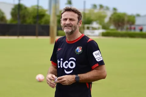 Thomas Christiansen no come cuento ante Martinica