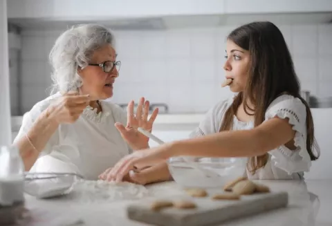 Mujeres: Necesidades nutricionales de acuerdo a la edad 