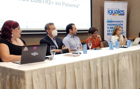 Analizan derechos humanos de la comunidad LGBTIQ+ panameña