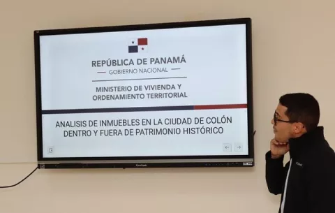 Los dueños de edificios viejos en Colón, deberán dar la cara