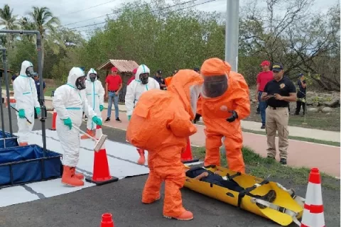 Se preparan para atender incidentes con materiales peligrosos