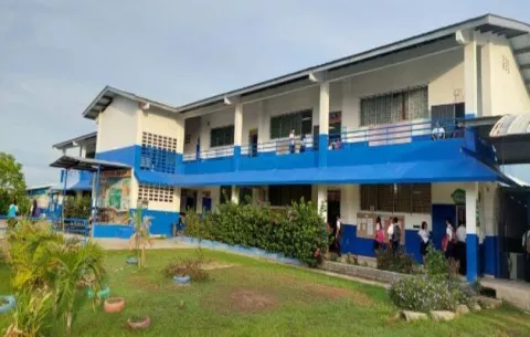 Escuelas podrán comprar hasta $10 mil sin control previo