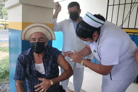 Ante el aumento de casos de influenza en Herrera piden a la población vacunarse