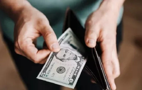 Confianza de los consumidores panameños va en picada
