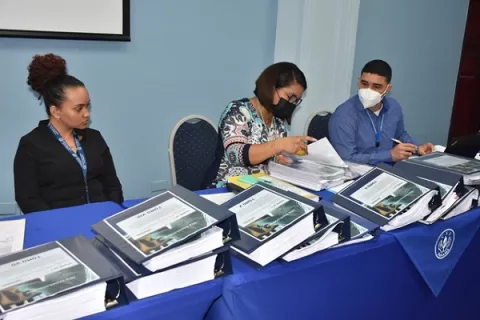 Segunda licitación de medicinas en desabastecimiento crítico