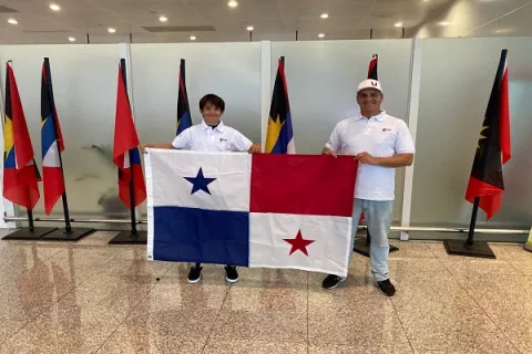 Panameño Ion Lowy en torneo internacional de vela 