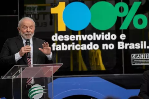 Aprobación del Gobierno de Lula cae al 37 %