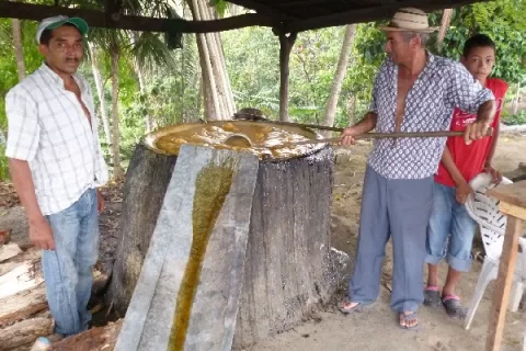 Comunidad de Bajo Corral guarda sus tradiciones