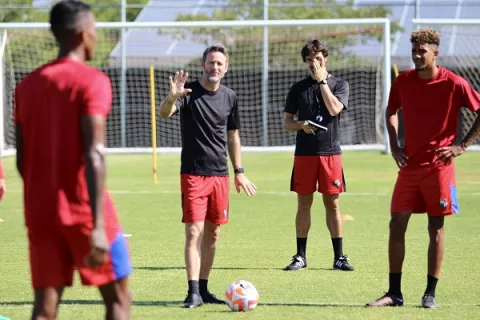Panamá y Canadá van por un puesto a la final de Liga de Naciones