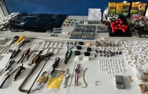 En operativo Armagedón, hallan de todo en cárcel de Colón 