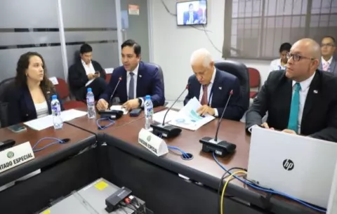 Aprueban traslado de $40.9 millones al MEF para pagar deuda