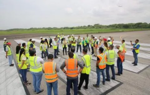 Aeropuerto: 22 empresas se interesan en rehabilitar pistas 