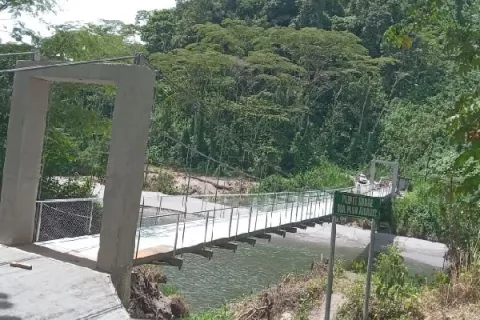 Terminan el puente en Paso Los Álvarez, destruido por Eta