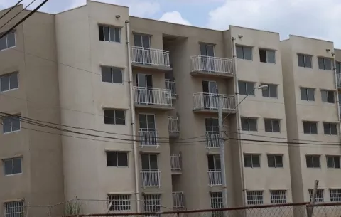 Intentan cobrar morosidad en edificios de Ciudad Esperanza