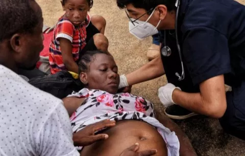 Embarazadas afrodescendientes, víctimas de racismo y sexismo