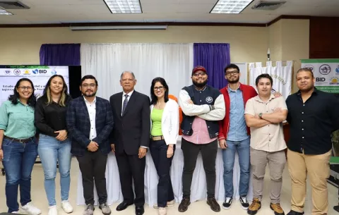 Expertos analizan conectividad y accesibilidad de Coclé