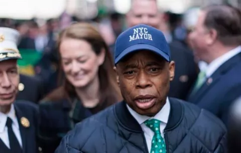  Nueva York se prepara para el mayor albergue público