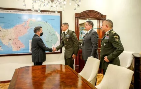 Designan a Jorge Gobea como nuevo director del Senafront