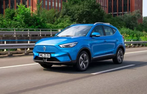 Copama se renueva y presenta nuevos modelos de autos MG
