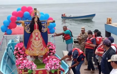 Tableños se preparan para honrar a La Moñona Santa Librada