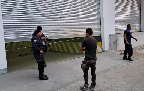 Hombre muere en France Field, luego de caer de altura
