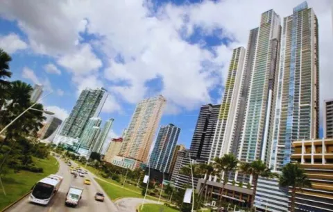 MEF: Panamá lidera recuperación económica en la región