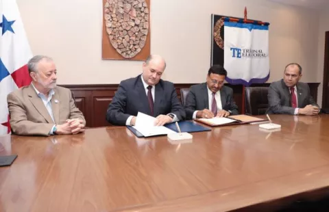 Panamá y la India reafirman compromiso con elecciones libres