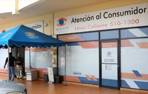 Inmobiliarias y funerarias lideran quejas de consumidores