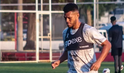Tauro y Sporting, ponen a rodar el balón en la LPF