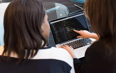 ¿Qué profesiones tecnológicas predominarán en Panamá?