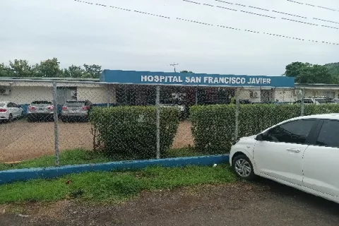 En Cañazas están hartos de los malos olores por una tubería