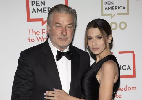 Alec Baldwin: Niegan petición de desestimar una demada civil