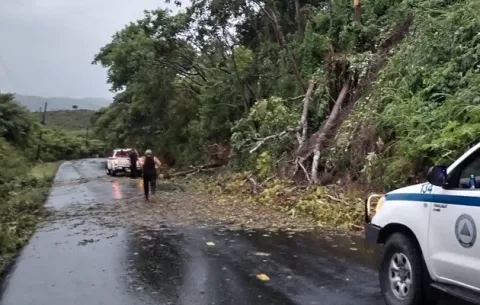 El paso de onda tropical afecta las tierras altas de Herrera