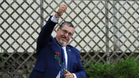 Bernardo Arévalo es electo nuevo presidente de Guatemala 
