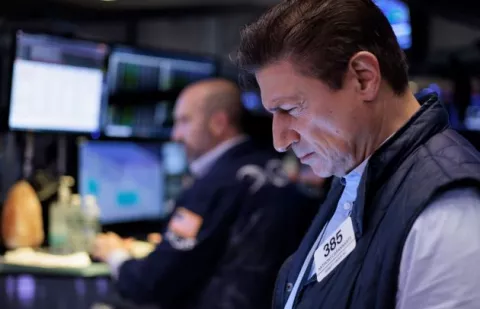 Wall Street encadena tres semanas de pérdidas 