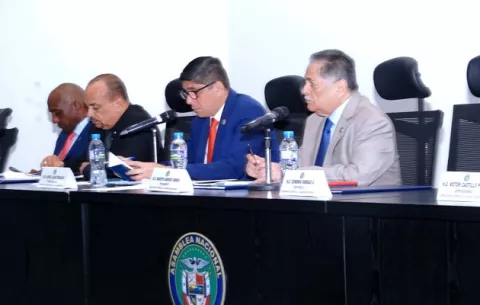 Debate sobre  contrato minero se trasladará a Donoso 