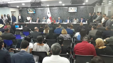 Abren agenda a interesados en opinar sobre contrato minero