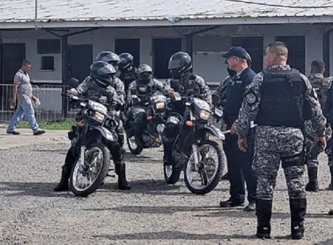 Denuncian por abuso de autoridad a jefe policial de Santiago