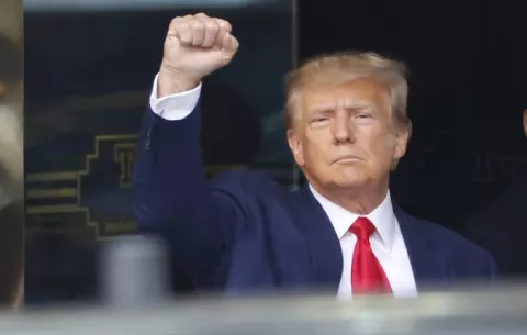 Trump se entregará a las autoridades de Georgia el jueves