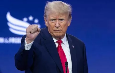 Trump se declara no culpable de intentar revertir elecciones