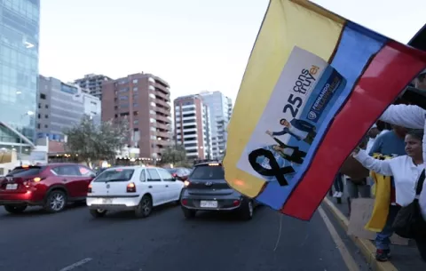 Ecuador apunta a colombianos como autores de ataque mortal