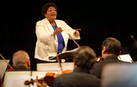 Panameña dirigió dos conciertos en El Salvador
