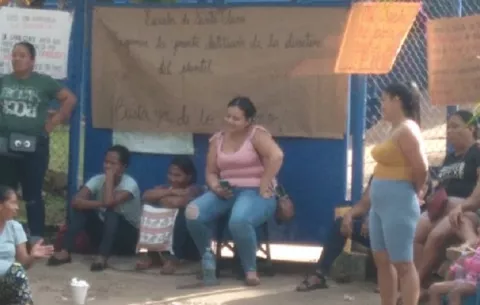 Otra vez la escuela Santa Clara en Arraiján, se va a paro