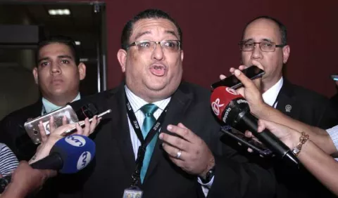 Fiscales cuestionados que aún siguen en el MP, deben 'imitar' a González