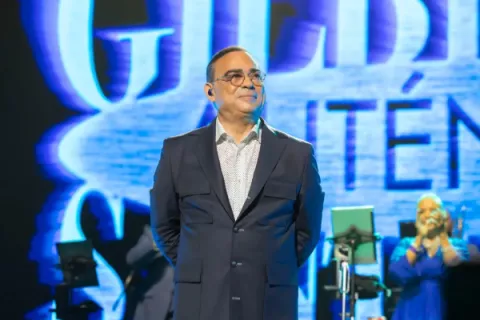 Gilberto Santa Rosas anunció las fechas de 'Auténtico'