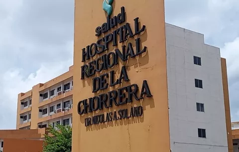 Avance en reclamos de médicos del hospital Nicolás A. Solano