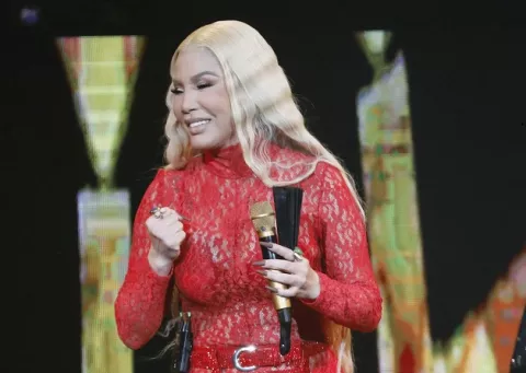 Ivy Queen dice que el exceso de temas urbanos es un peligro